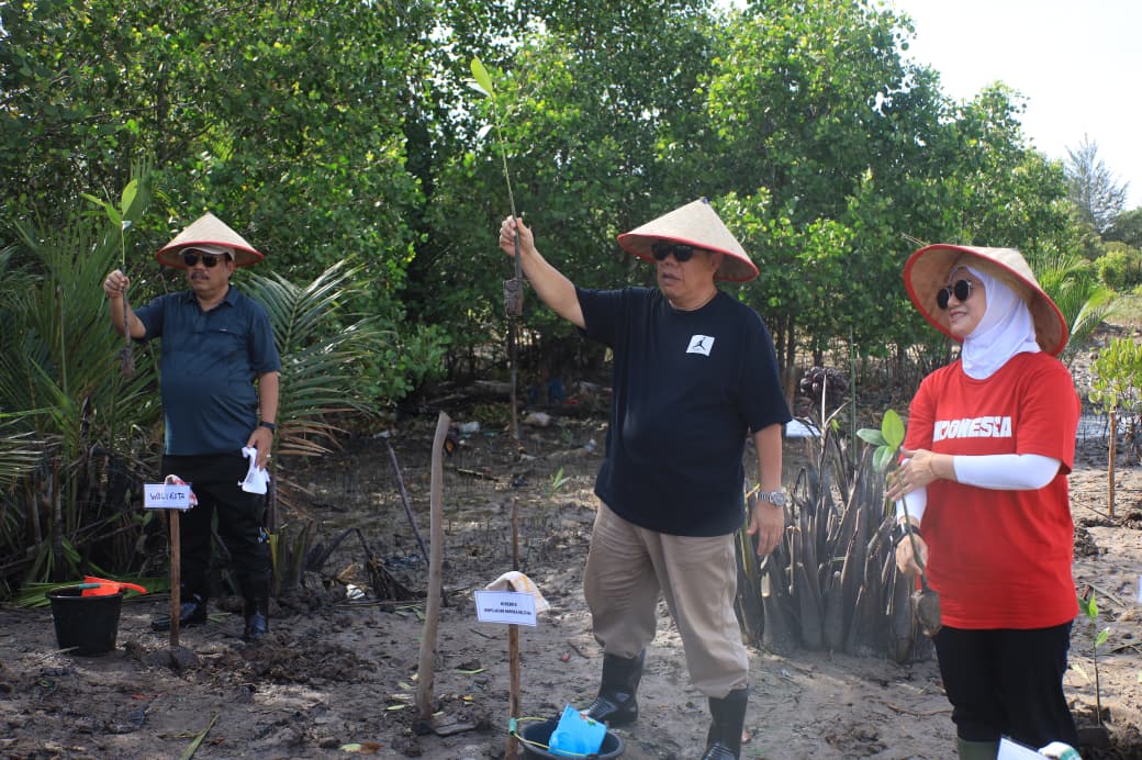 Sinergi Pemkot dan Relawan, Peduli Warga dan Lestarikan Ekosistem Pesisir Rusunawa