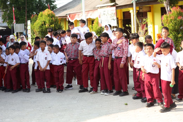 Lomba Tujuhbelasan Tumbuhkan Semangat Nasionalisme dan Kemandirian Siswa