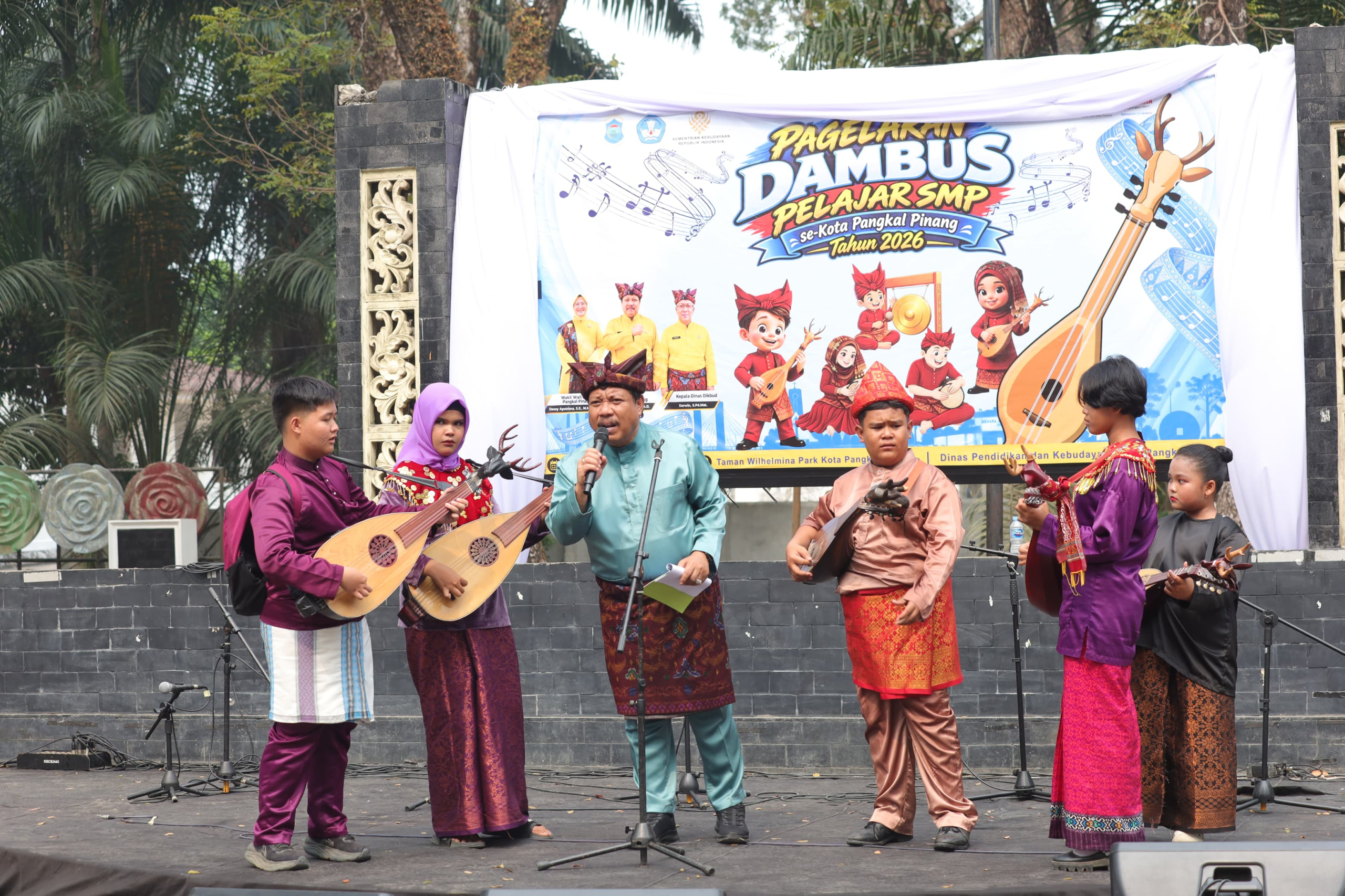 Dambus Masuk Sekolah, Cara Pemerintah Jadikan Generasi Muda Mencintai Budaya